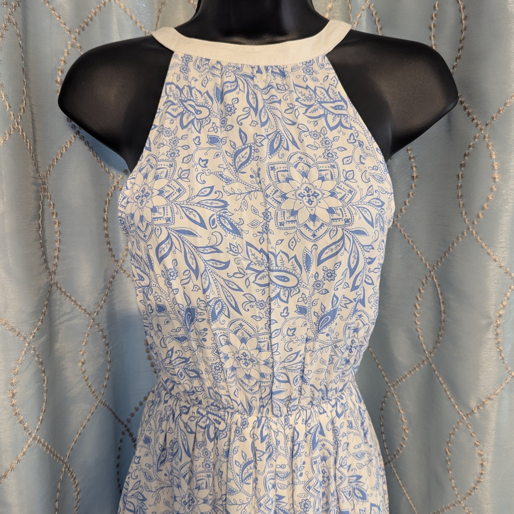 12. Old Navy Blue & White Floral Print Halter Maxi Dress - Picture 4 of 6